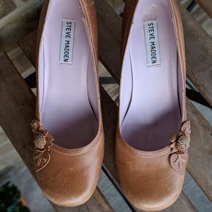 Steve Madden Tan, Leather Heel